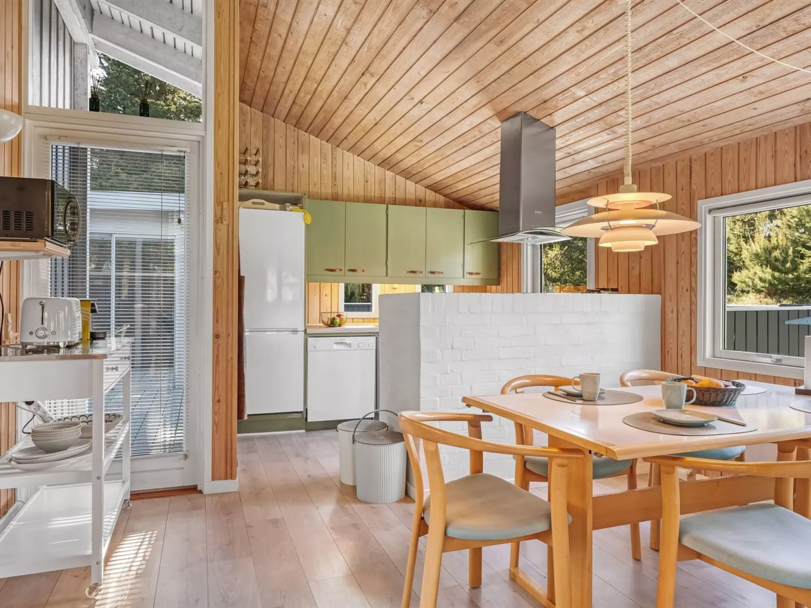 "Elisenda" - 2.2km from the sea-Binnen