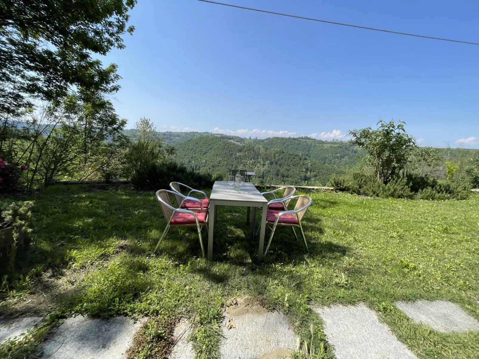 Casa Vacanza Cascina Lovera-Buiten