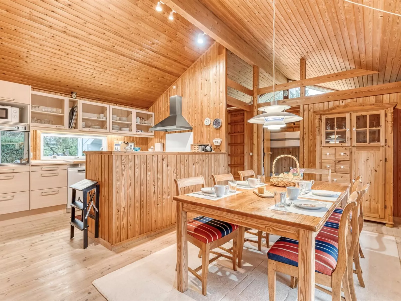 "Kaija" - 100m from the sea-Binnen