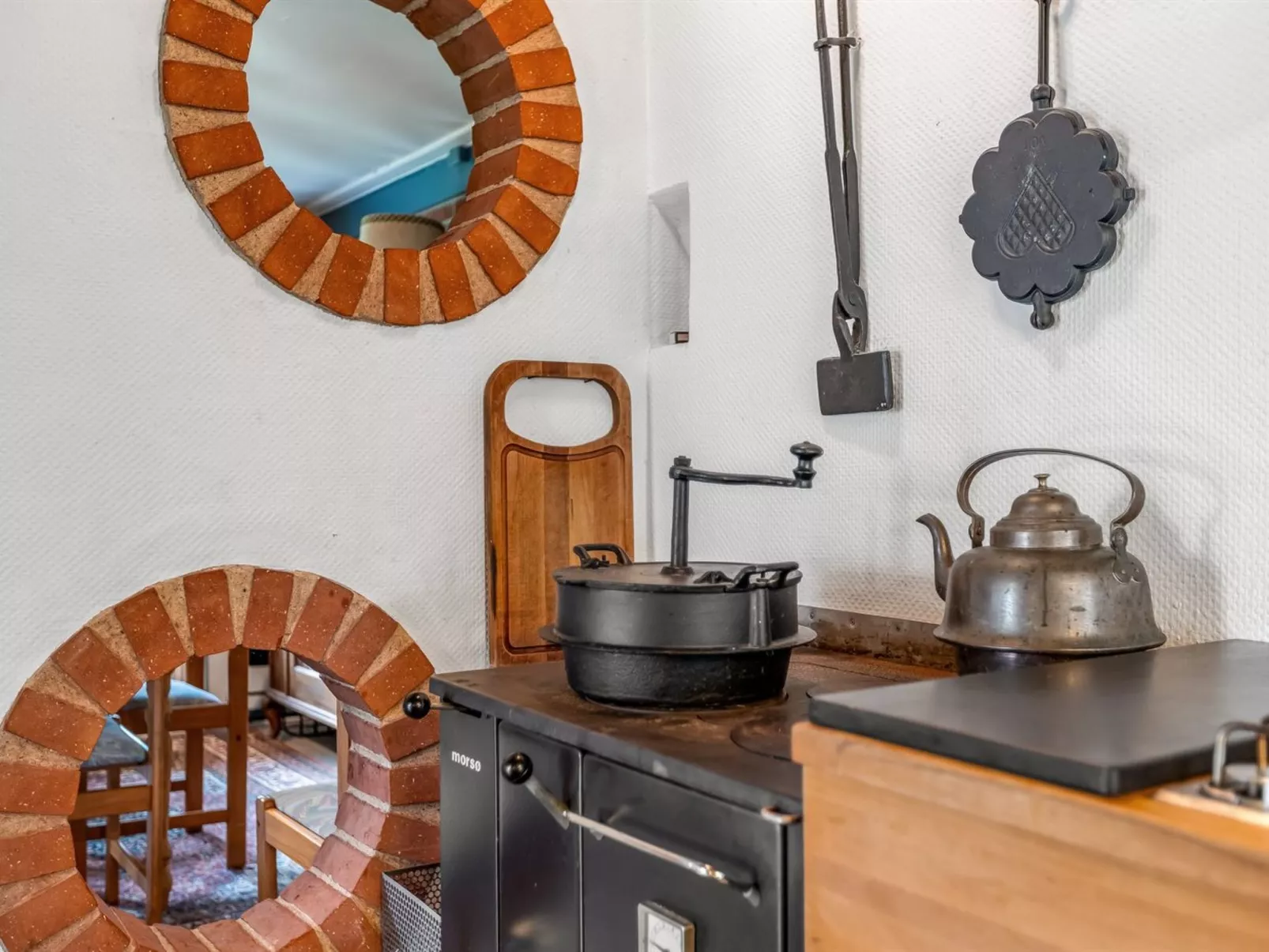 "Tuki" - 10km from the sea-Binnen