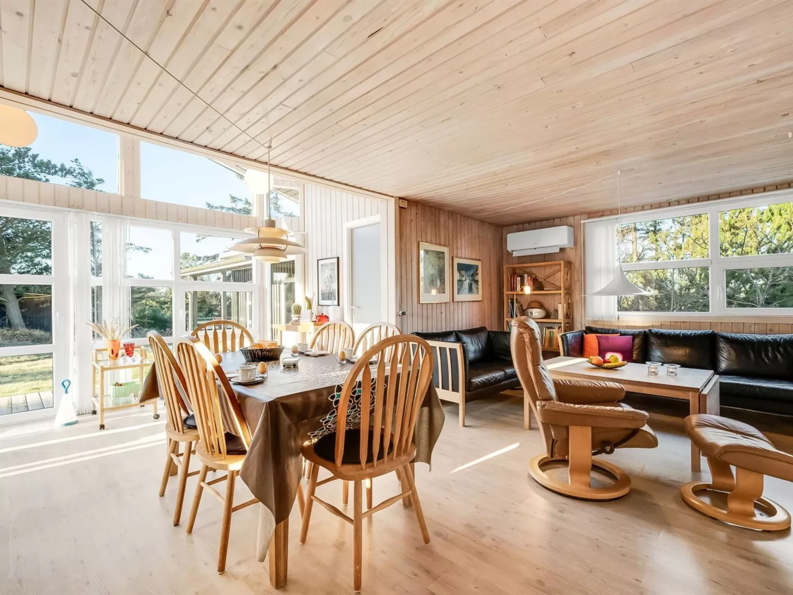 "Elsabet" - 700m to the fjord-Binnen