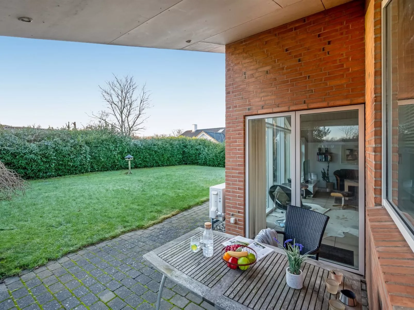 "Takenya" - 350m to the fjord-Buiten