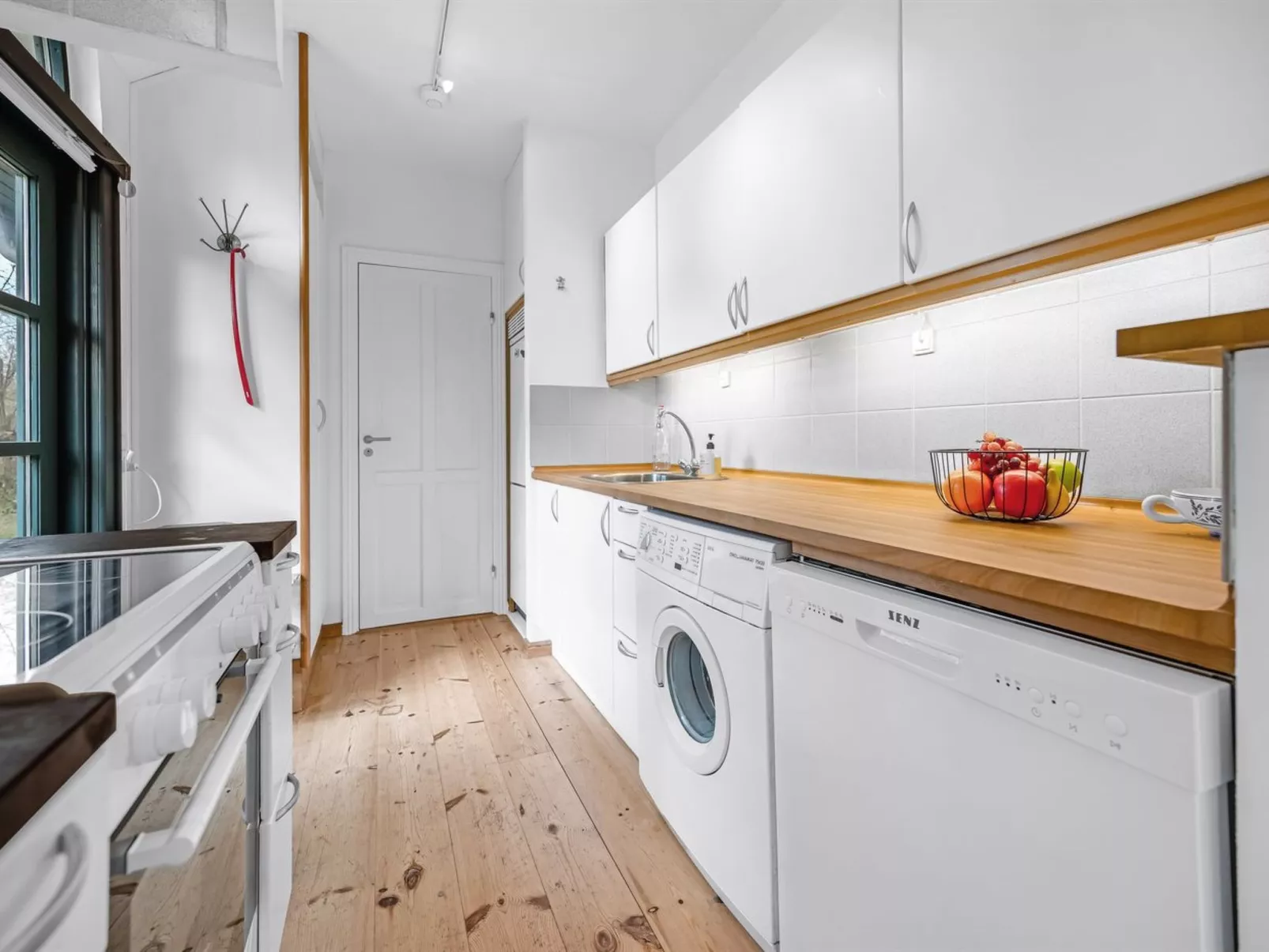 "Arto" - 325m from the sea-Binnen