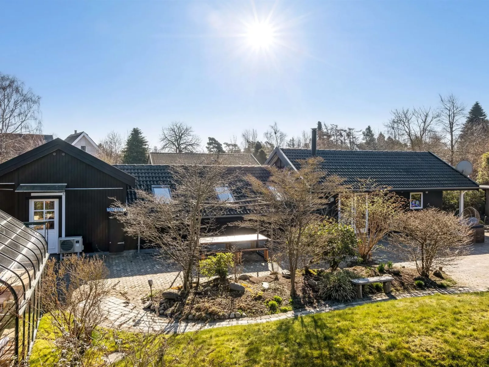 "Hughe" - 1.3km from the sea-Buiten