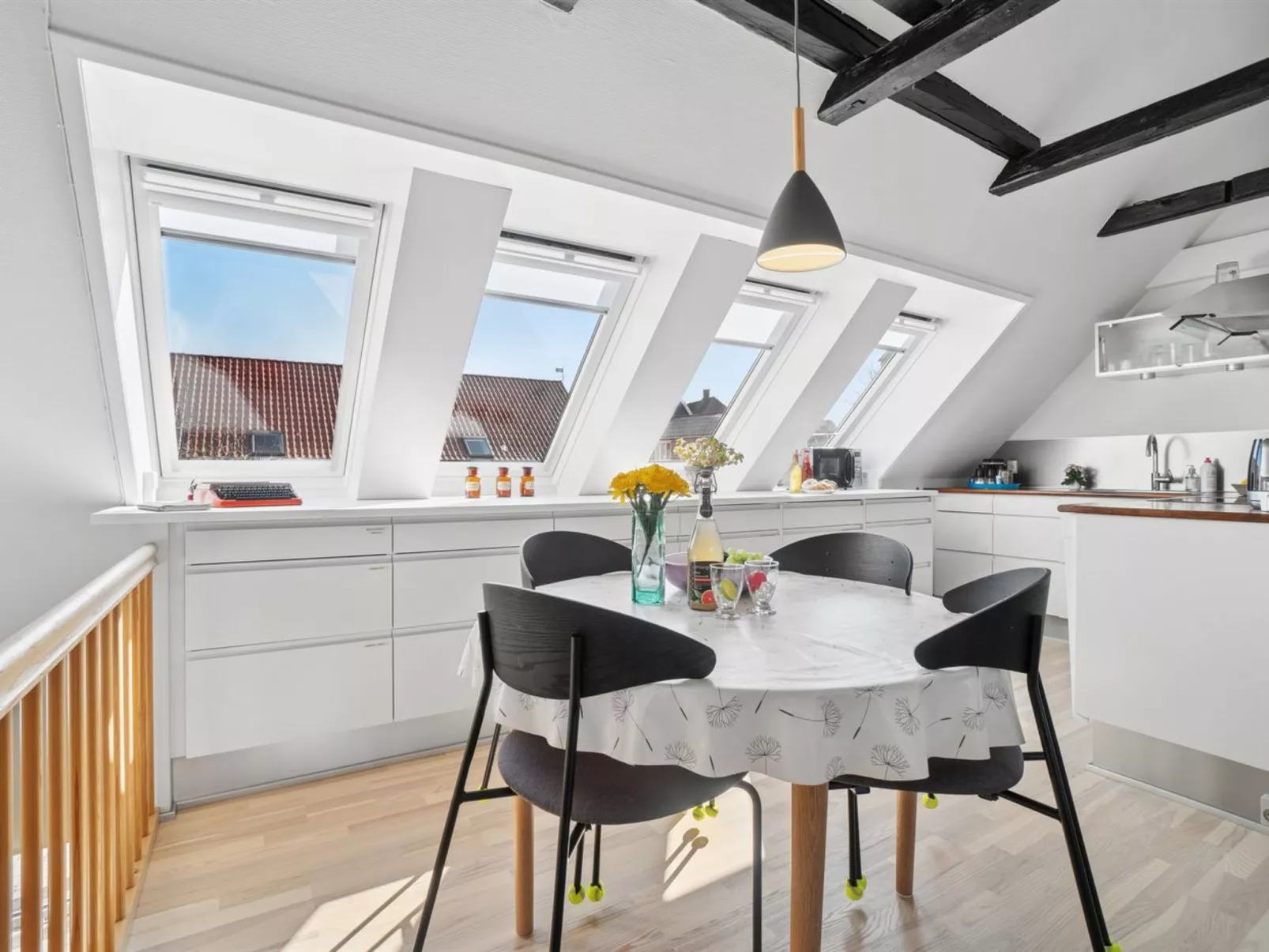 "Merta" - 500m from the sea-Binnen