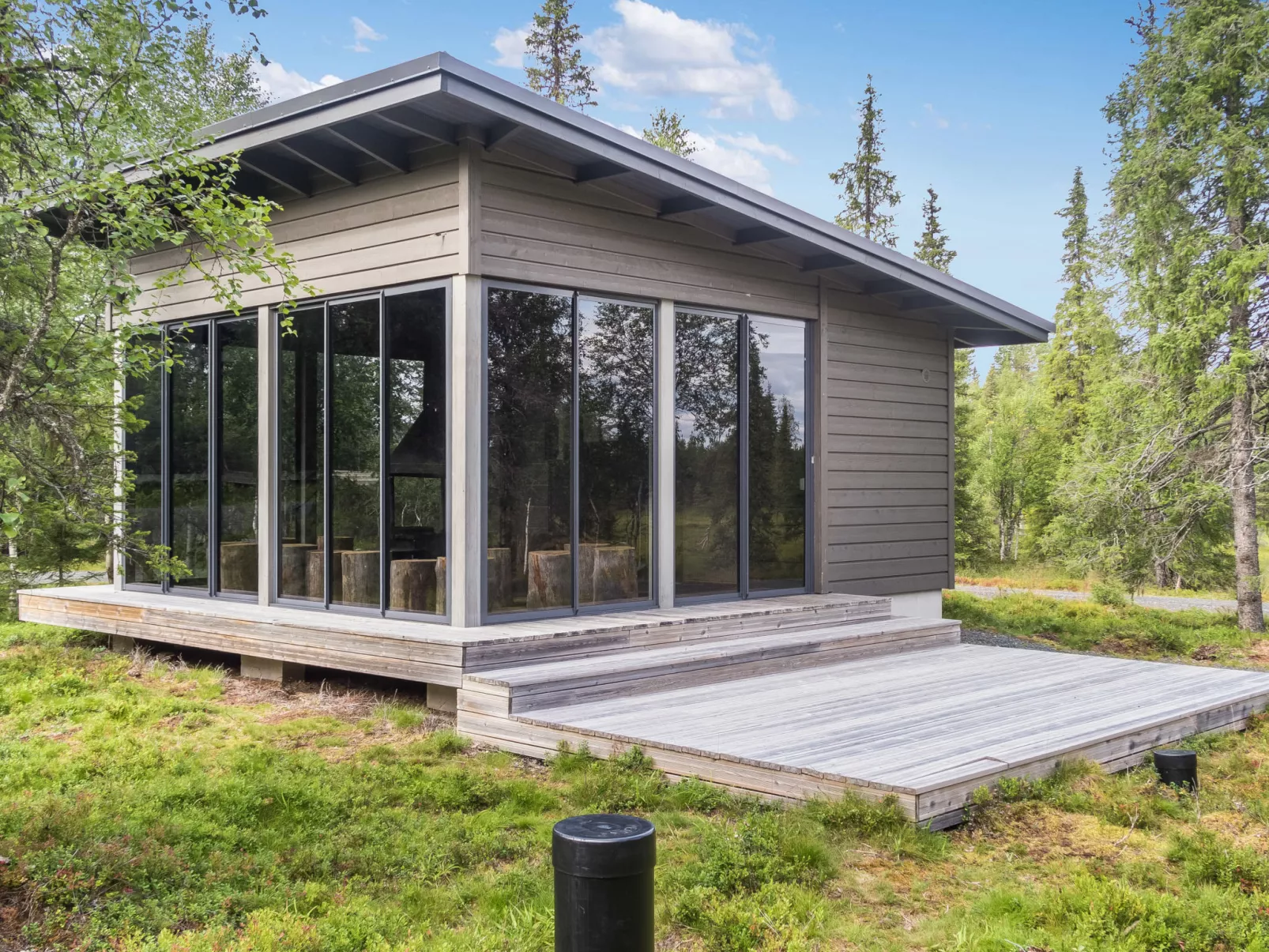 Villa vuosseli a 1-Binnen