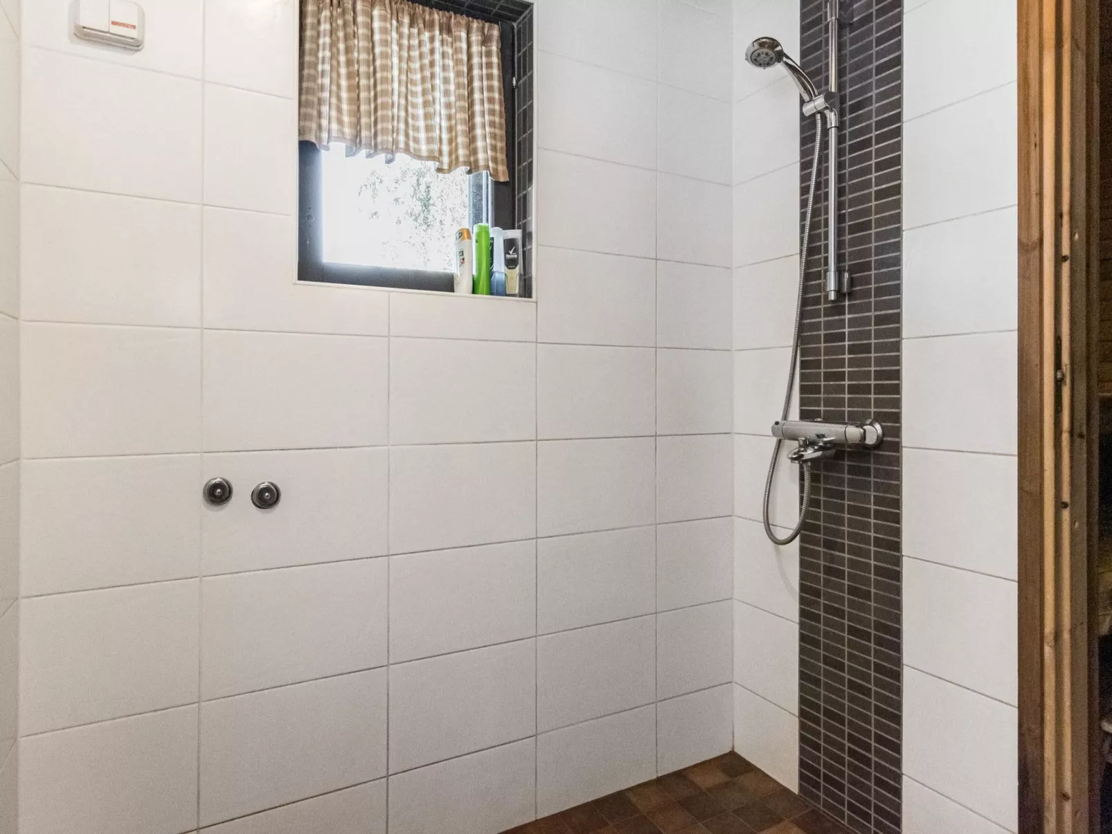 Aurinkopaikka-Binnen