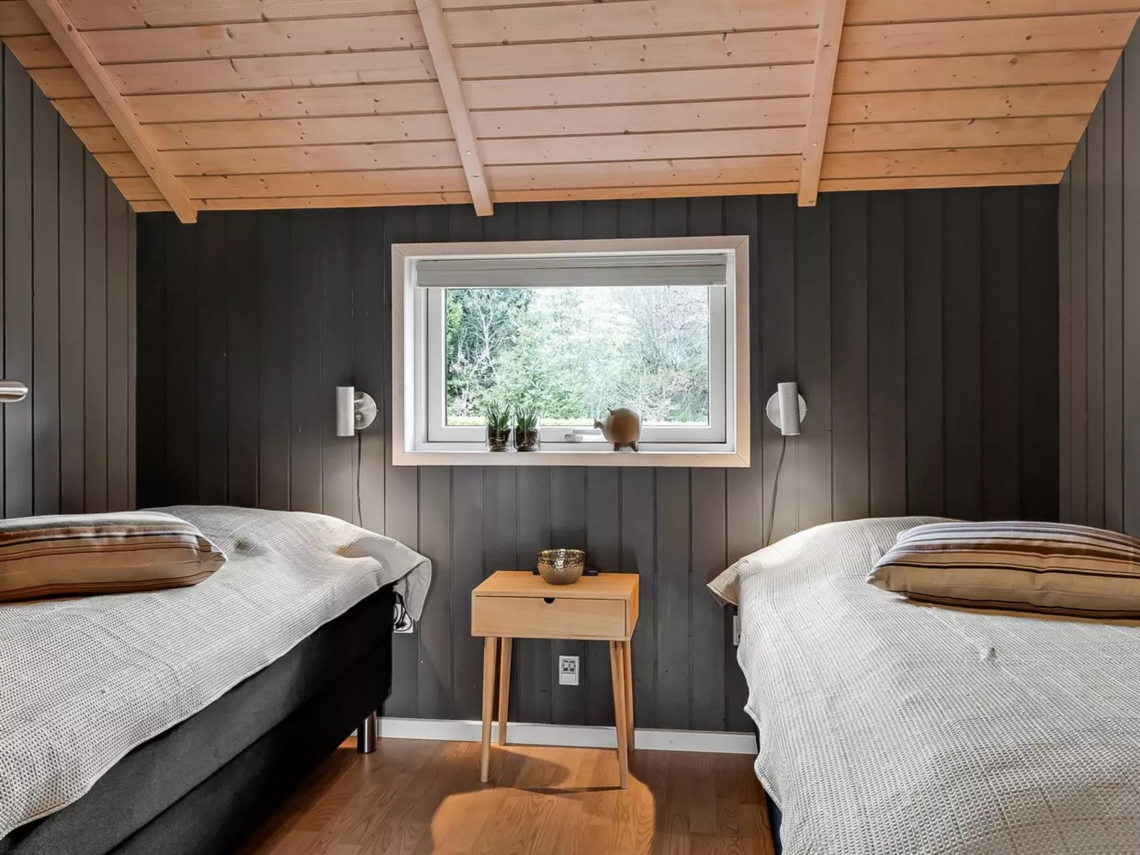 "Truels" - 30km from the sea-Binnen