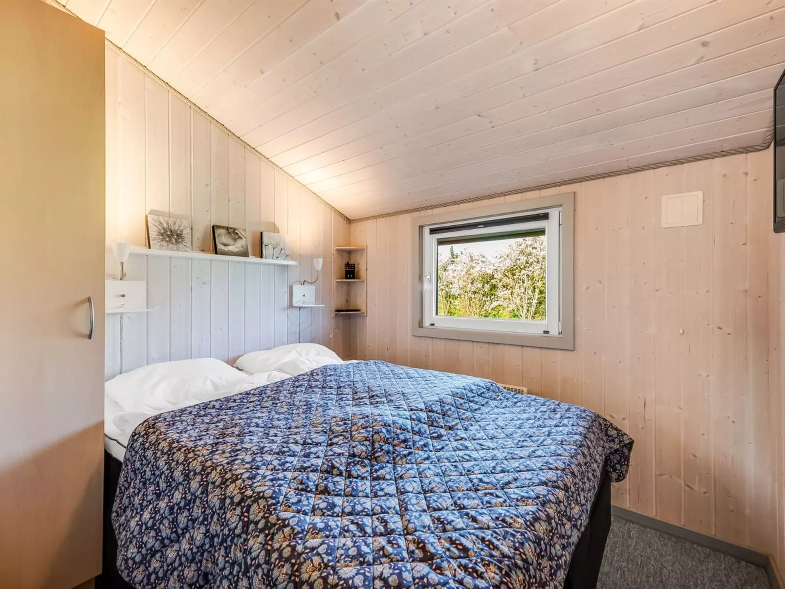 "Seba" - 1km to the fjord-Binnen