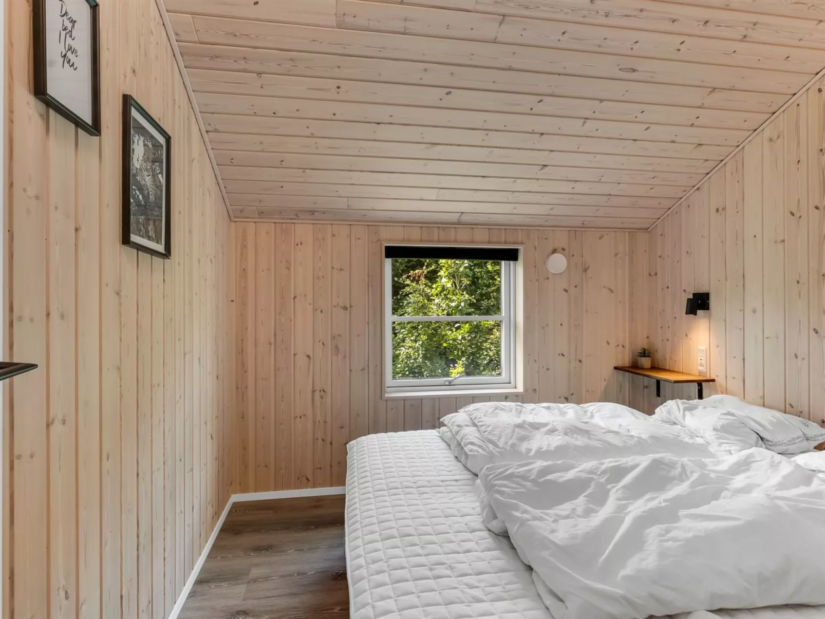 "Matild" - 400m from the sea-Binnen