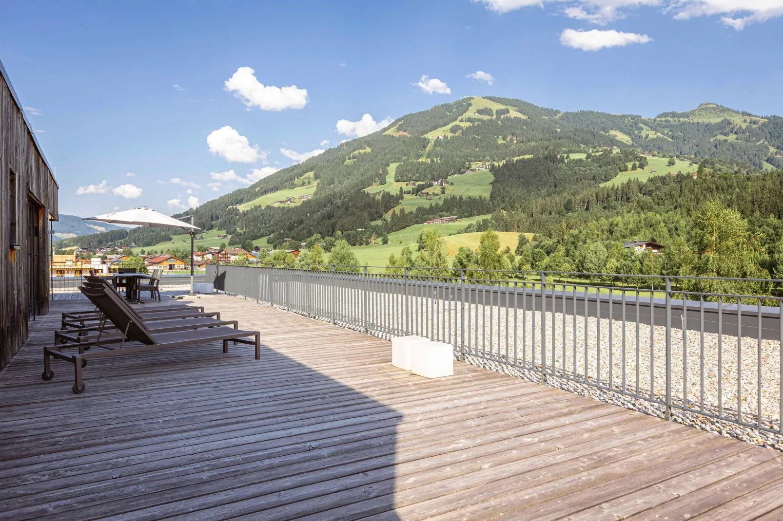Berg & Golf Apartments Westendorf 4-Terrasbalkon