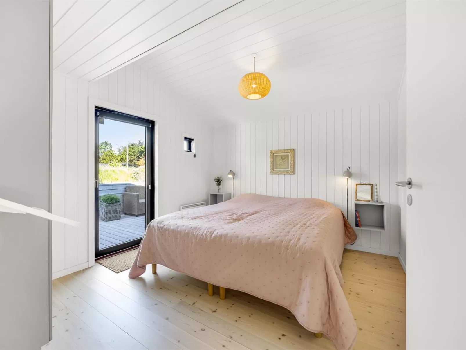 "Verner" - 990m from the sea-Binnen