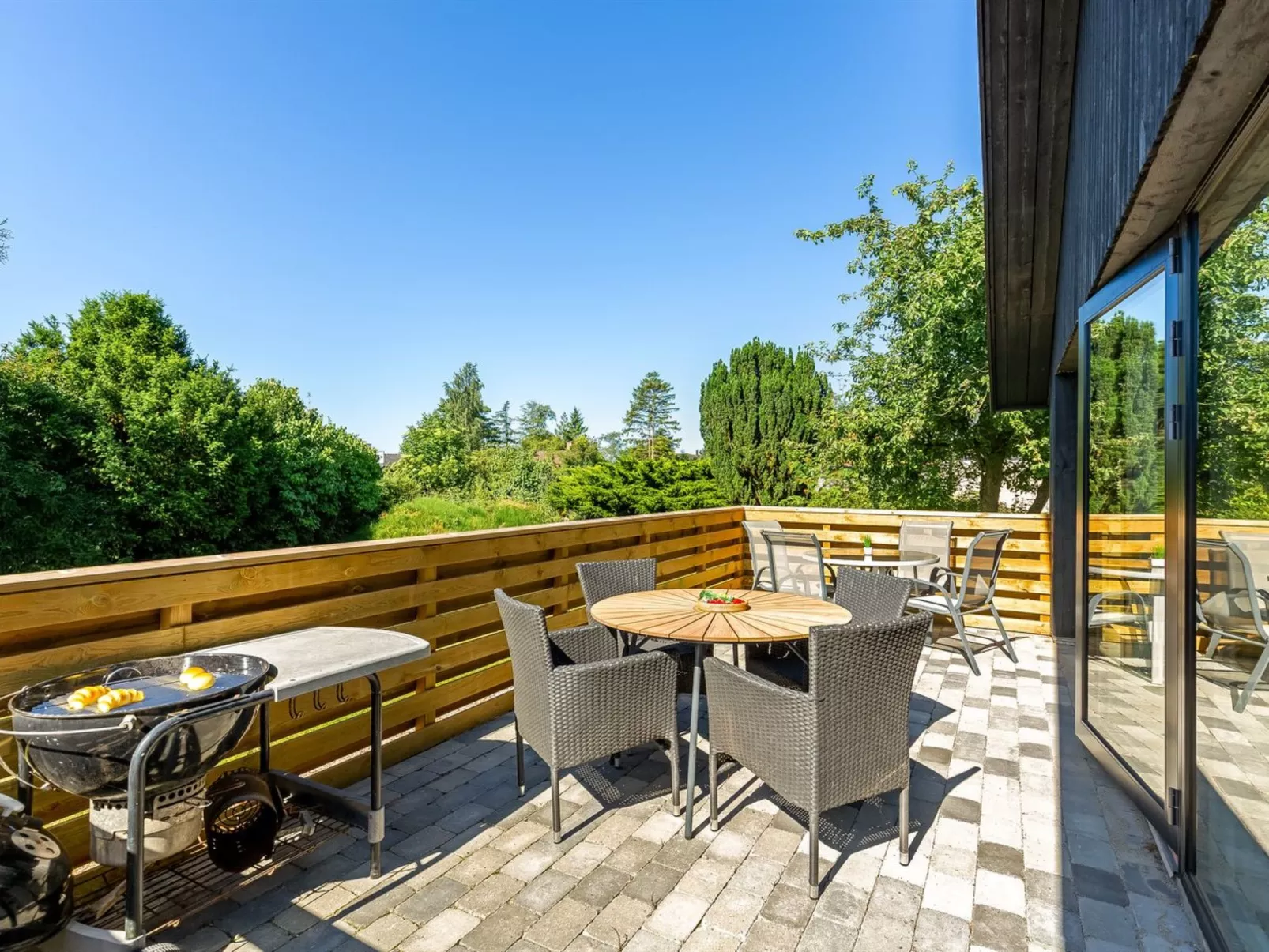 "Abel" - 250m from the sea