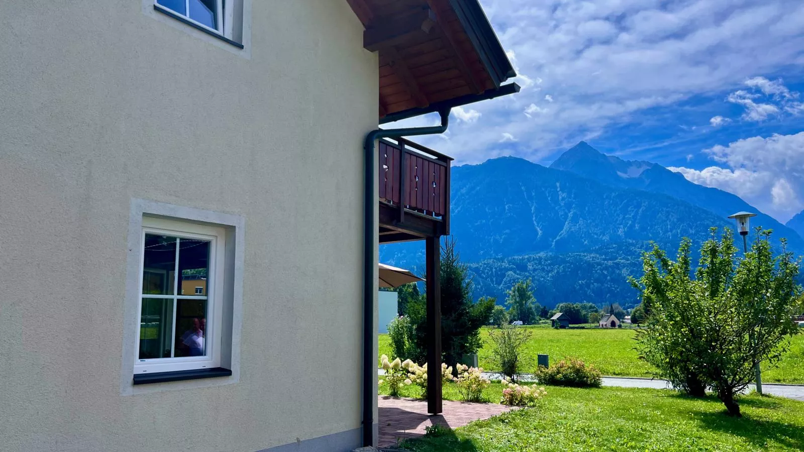 Casa Nostra-Buitenkant zomer