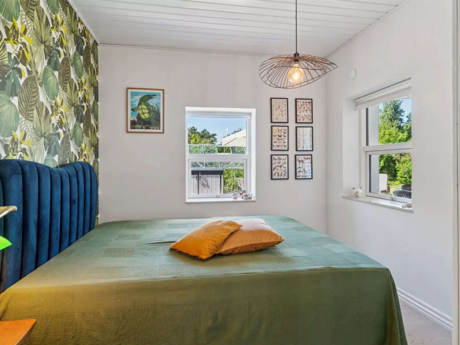 "Botwith" - 125m from the sea-Binnen