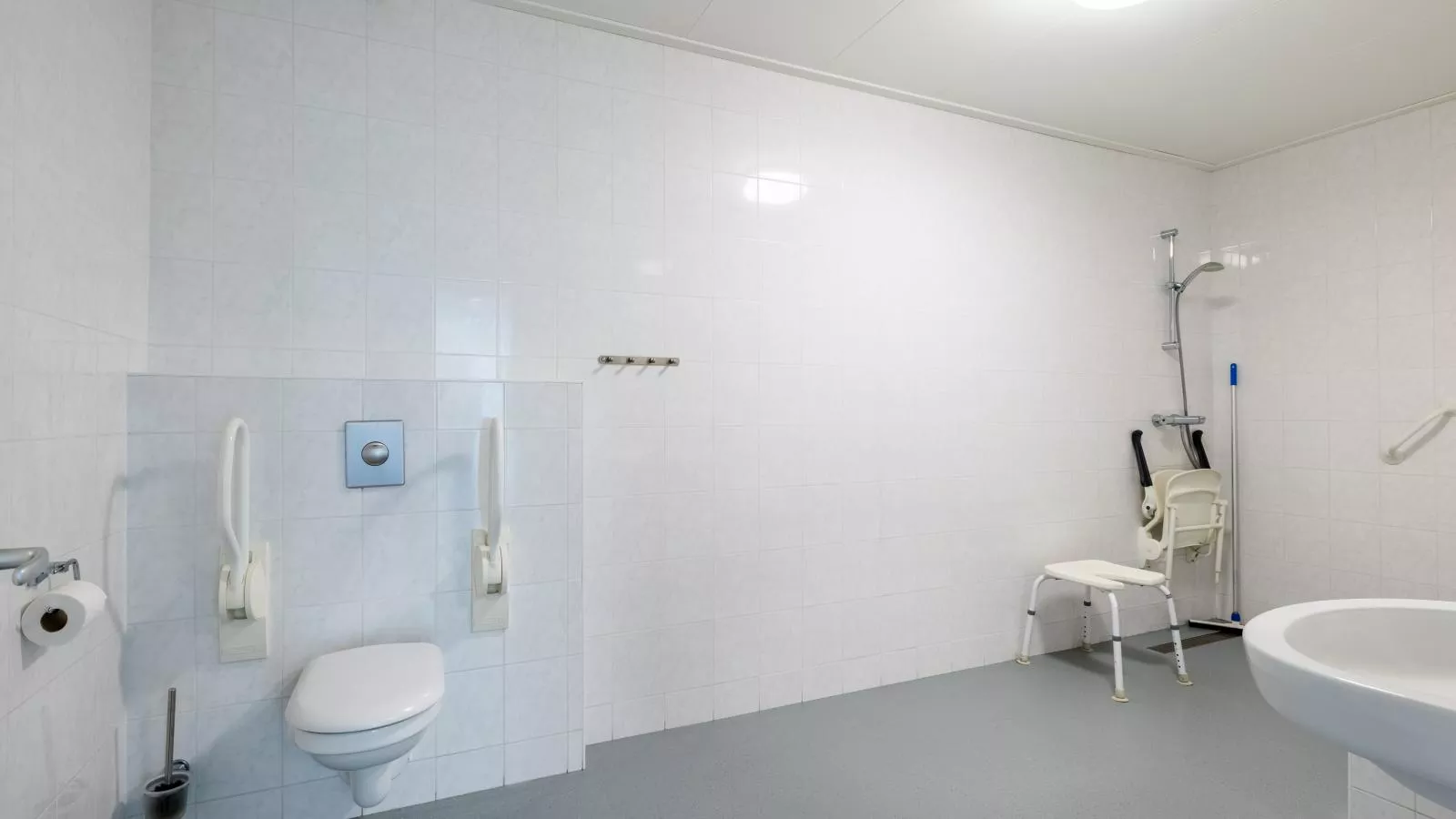 Groep in Friesland-Badkamer