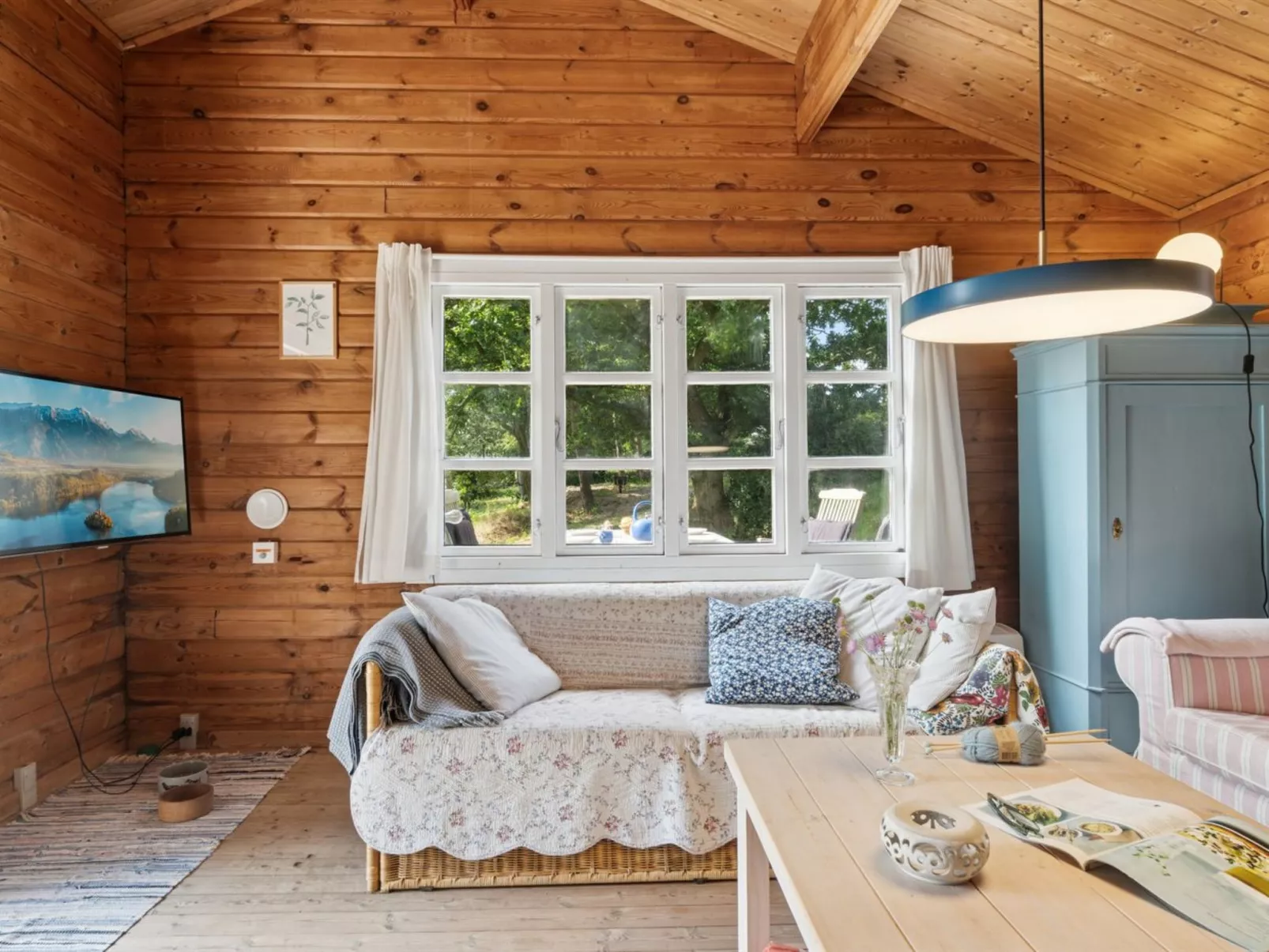 "Dorthie" - 1.7km from the sea-Binnen