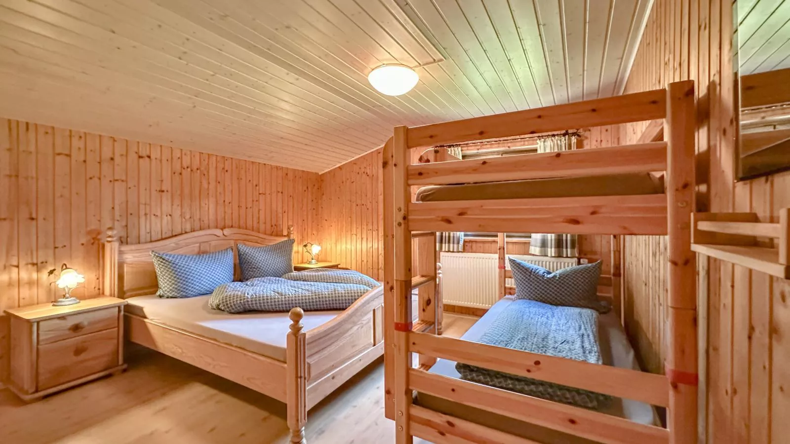 Rehberg Hütte-Slaapkamer