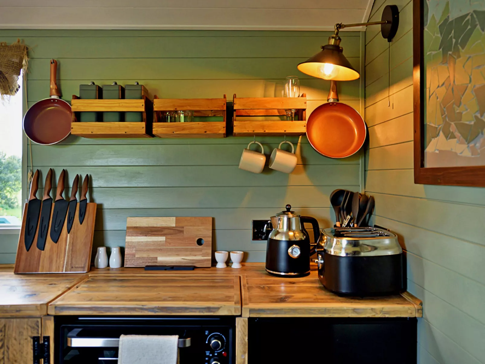 'Joan' Shepherds Hut-Binnen