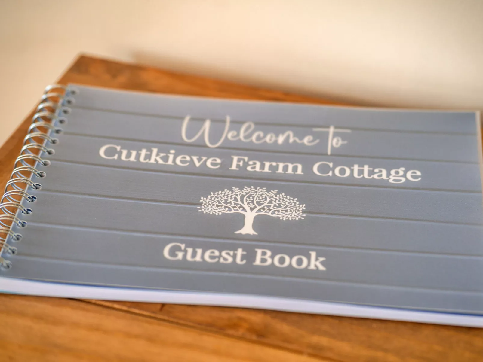 Cutkieve Farm Cottage-Binnen
