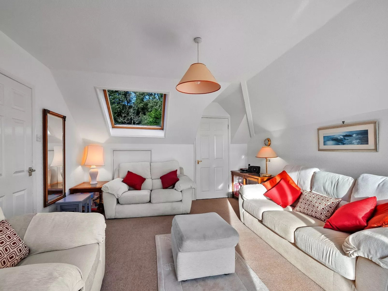 The Sail Loft-Binnen