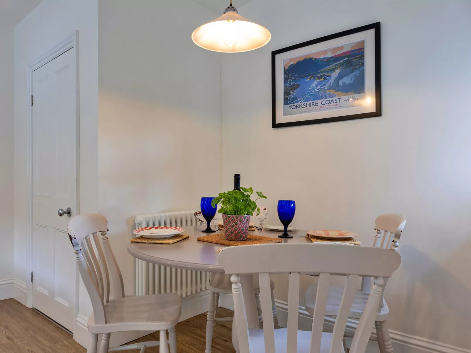 The Old Estate Office Nr Grantley Hall-Binnen