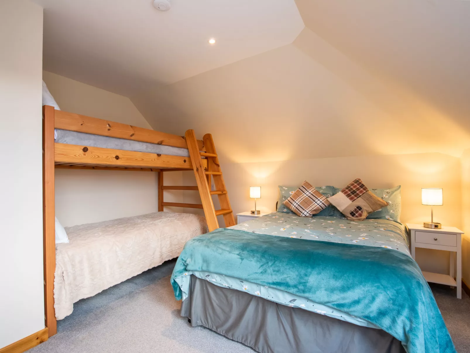 Benderloch House & Frobost Lodge-Binnen