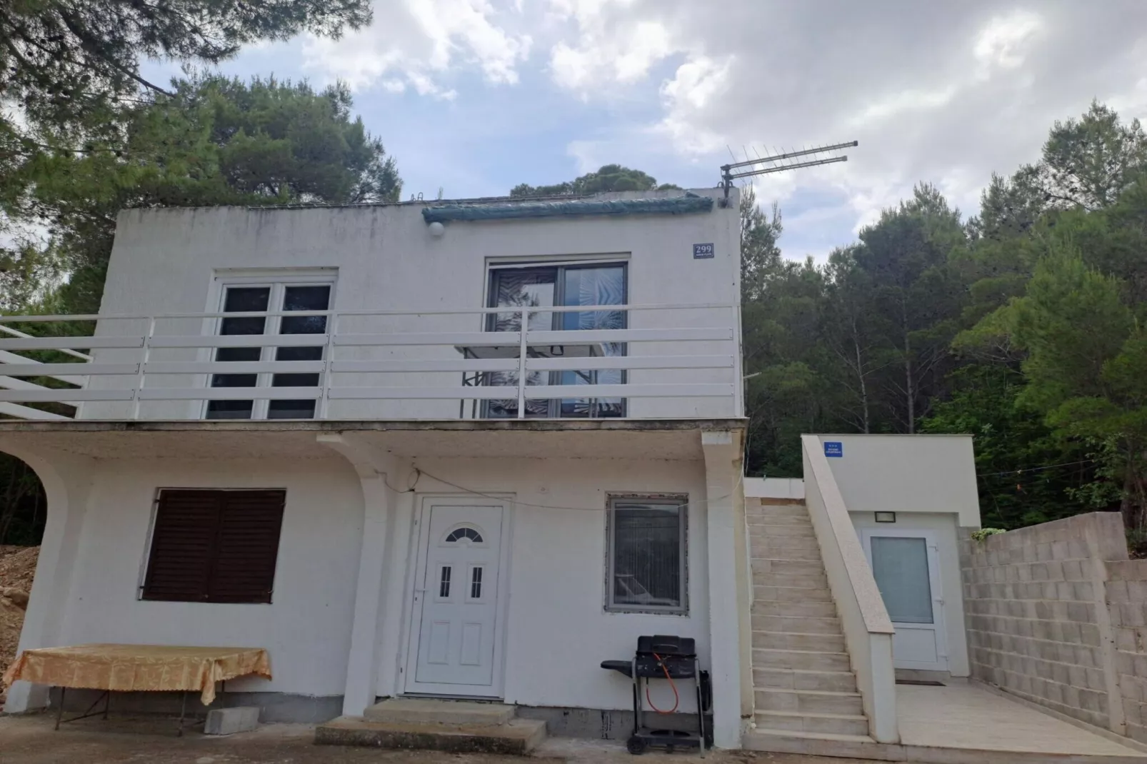 Apartments Boris Donji Karin - One Bedroom Apartment (Deluxe Apartment)-Buitenlucht