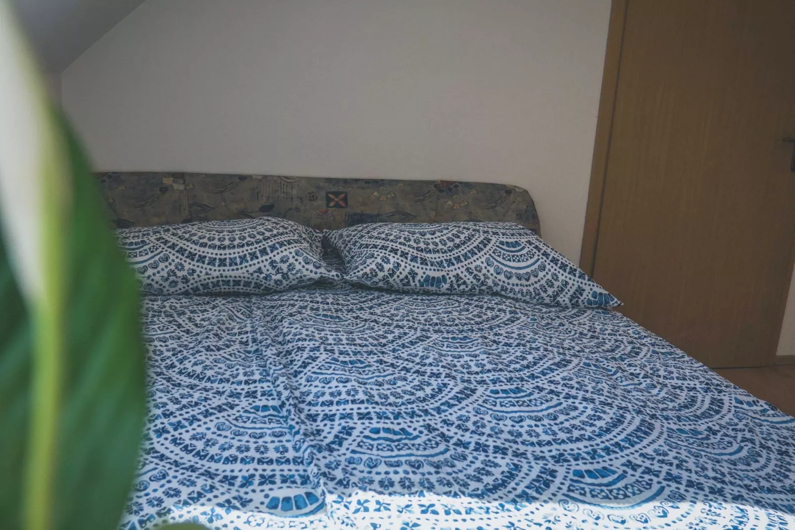 Comfortable Apartment with Mountain View - One Bedroom Apartment-Slaapkamer