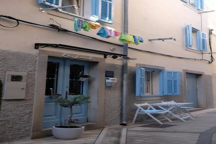 Apartments Blue Lavender - Studio Apartment-Buitenlucht