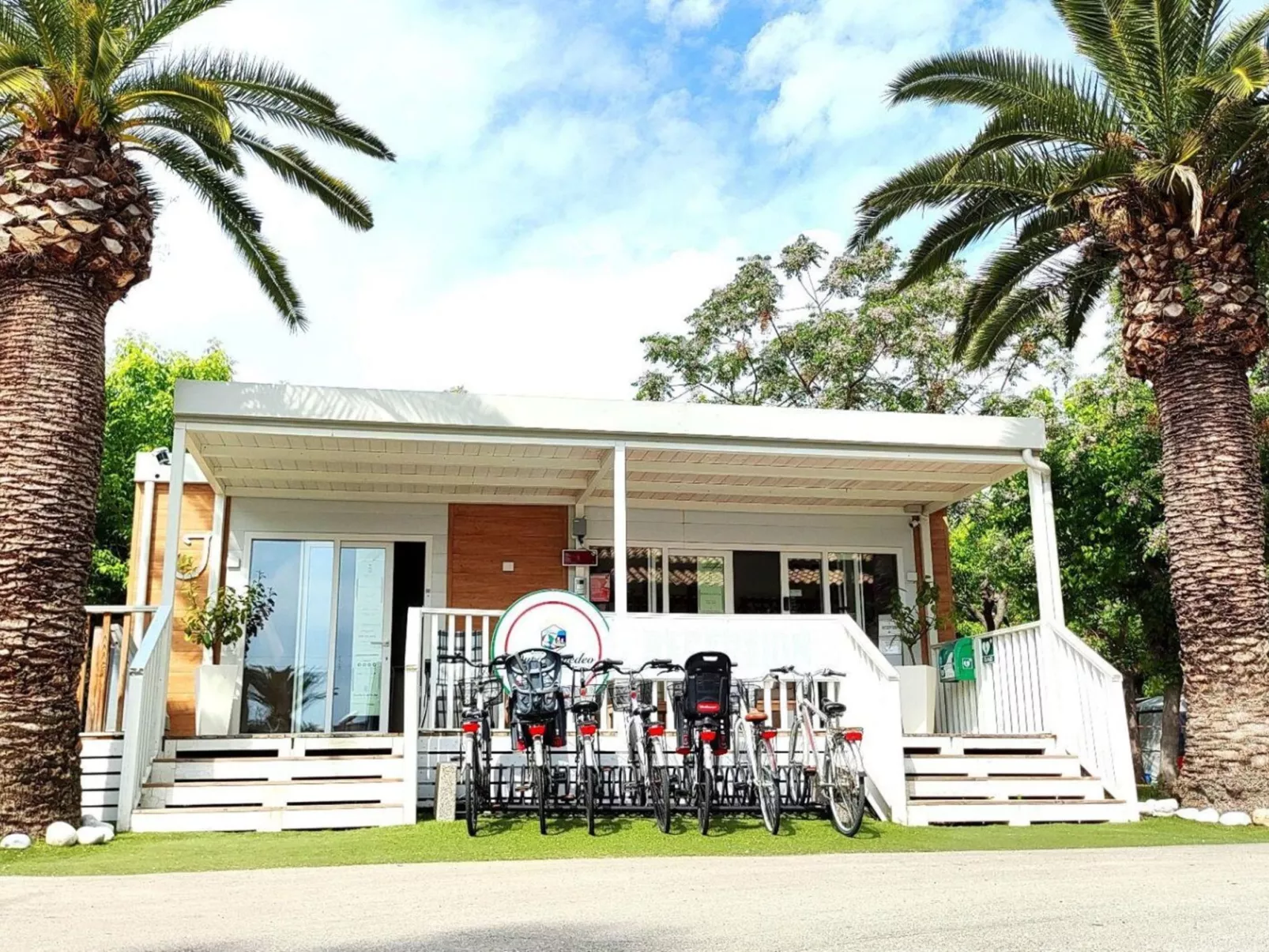 Duca Amedeo Camping Village-Binnen