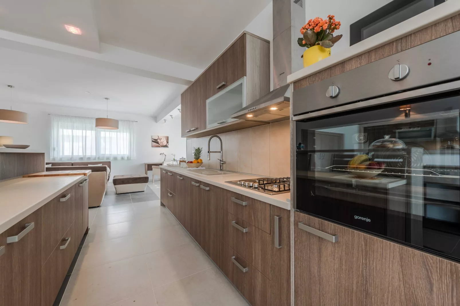 Luxury Escape with Swimming Pool & Modern Design -Deluxe Four Bedroom Villa with Private Pool ( Villa 4)-Keuken