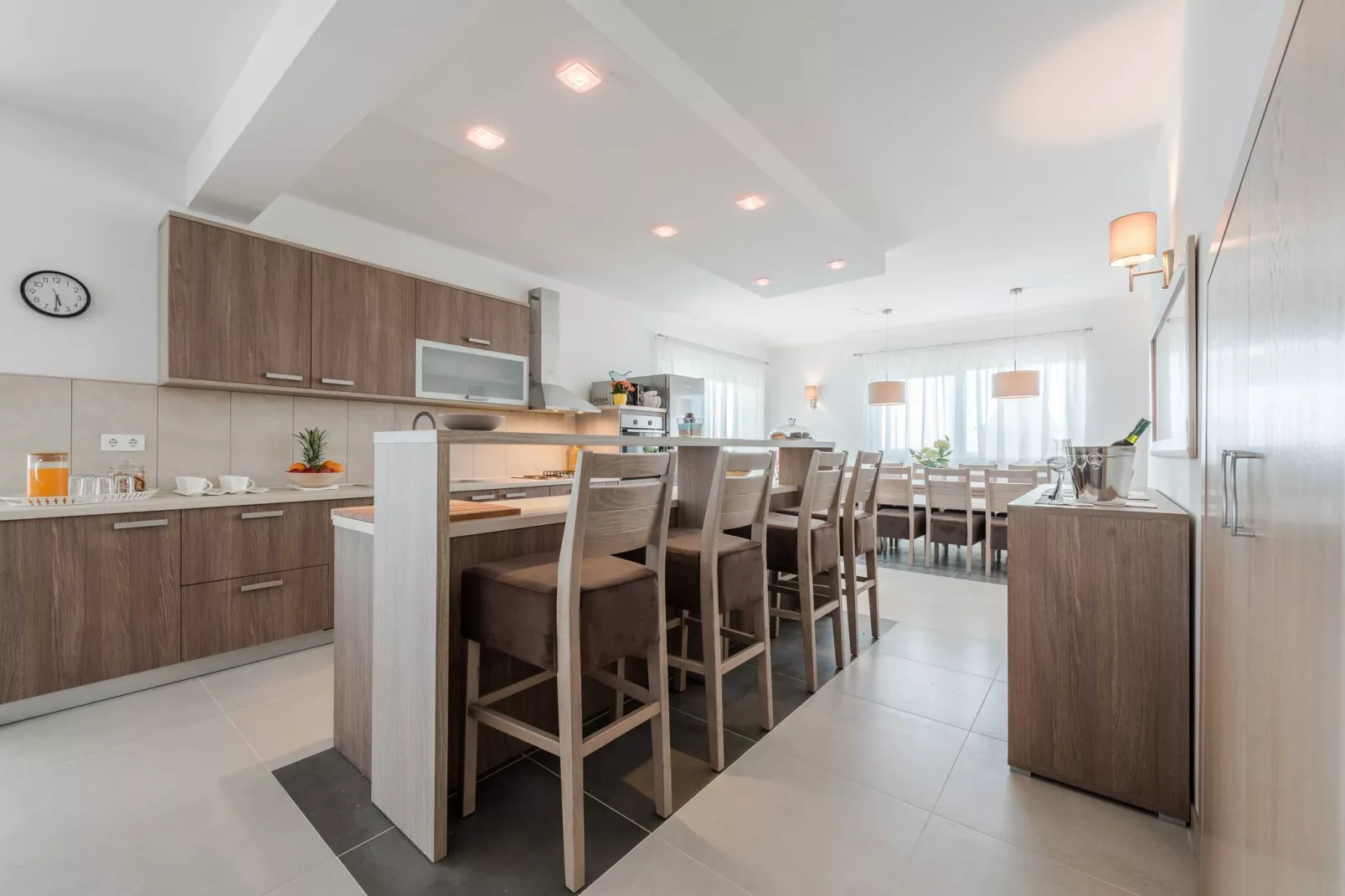 Luxury Escape with Swimming Pool & Modern Design - Four Bedroom Villa with Sea View and Private Pool ( Villa 8)-Keuken