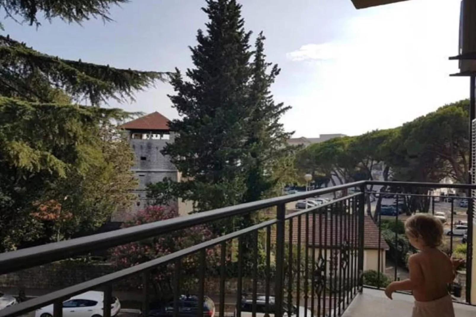 Relaxing Tivat Stay with Balcony & Free Parking - Two Bedroom Apartment-Buitenlucht