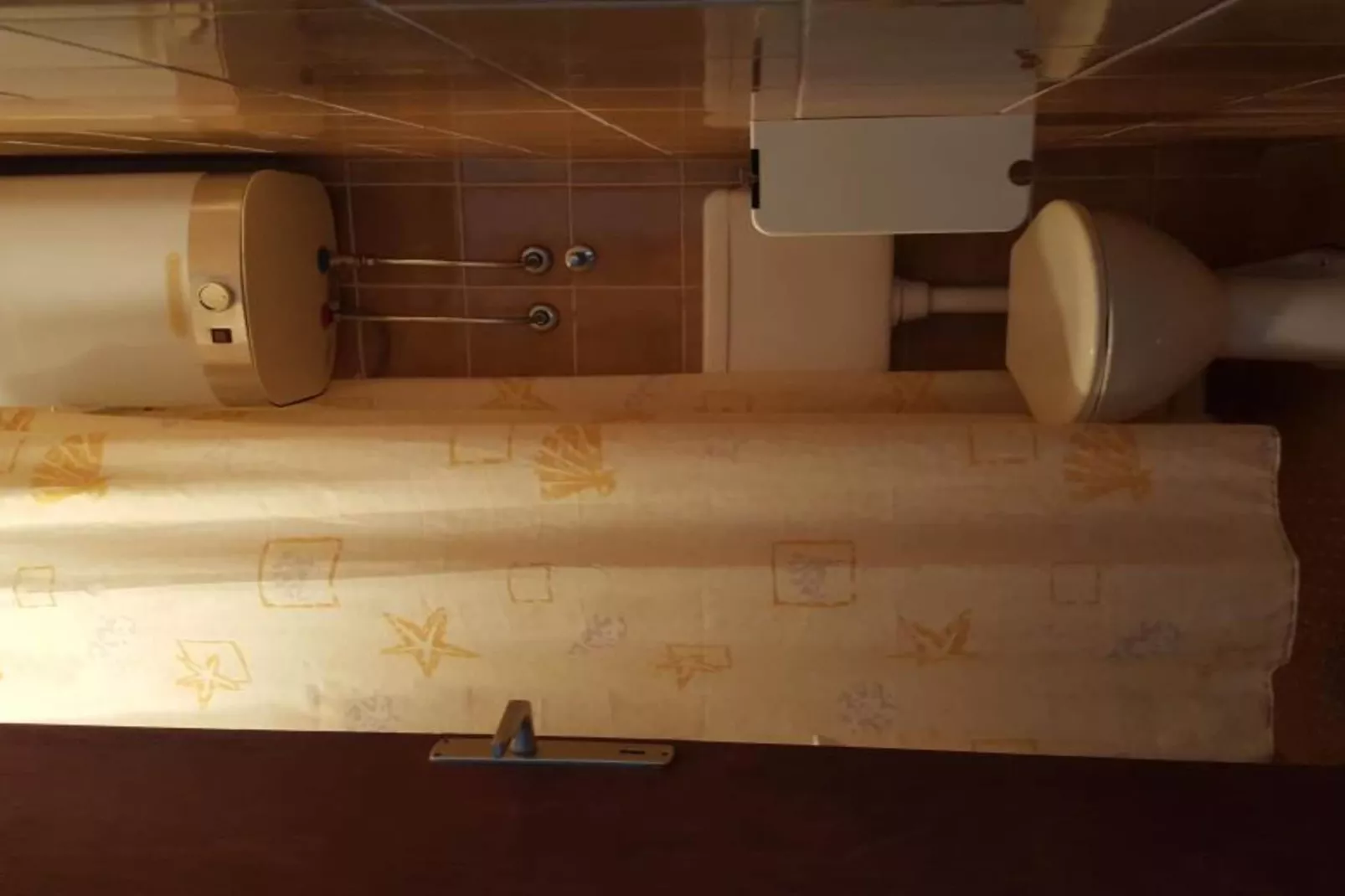 Comfortable Budva Rooms with Easy Access to Sveti Stefan - Triple Room 5-Badkamer