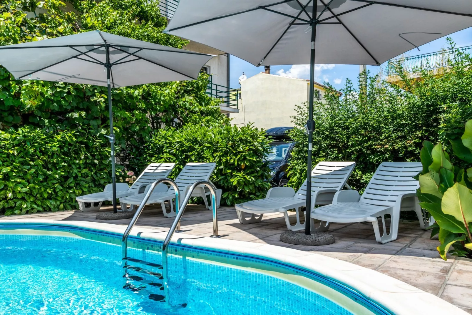 Two-Bedroom Holiday Home With Pool-Zwembad