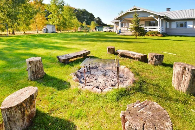 Dom wakacyjny w Oświnie-Tuinen zomer