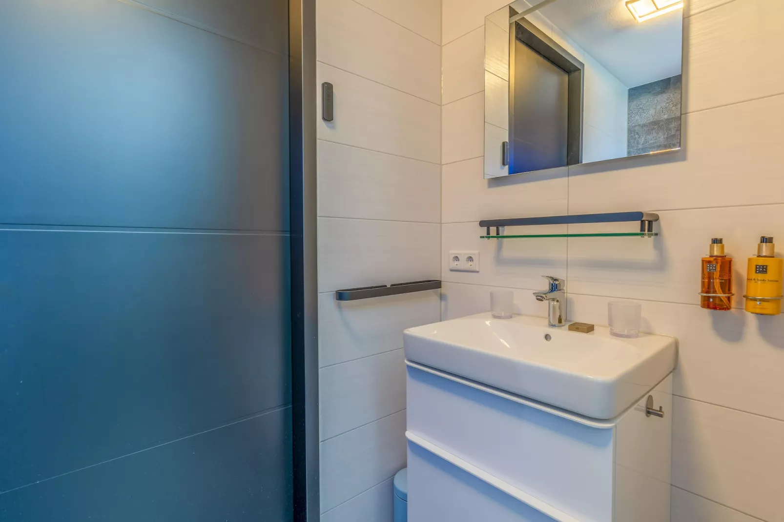 Waalerburght 18-Badkamer