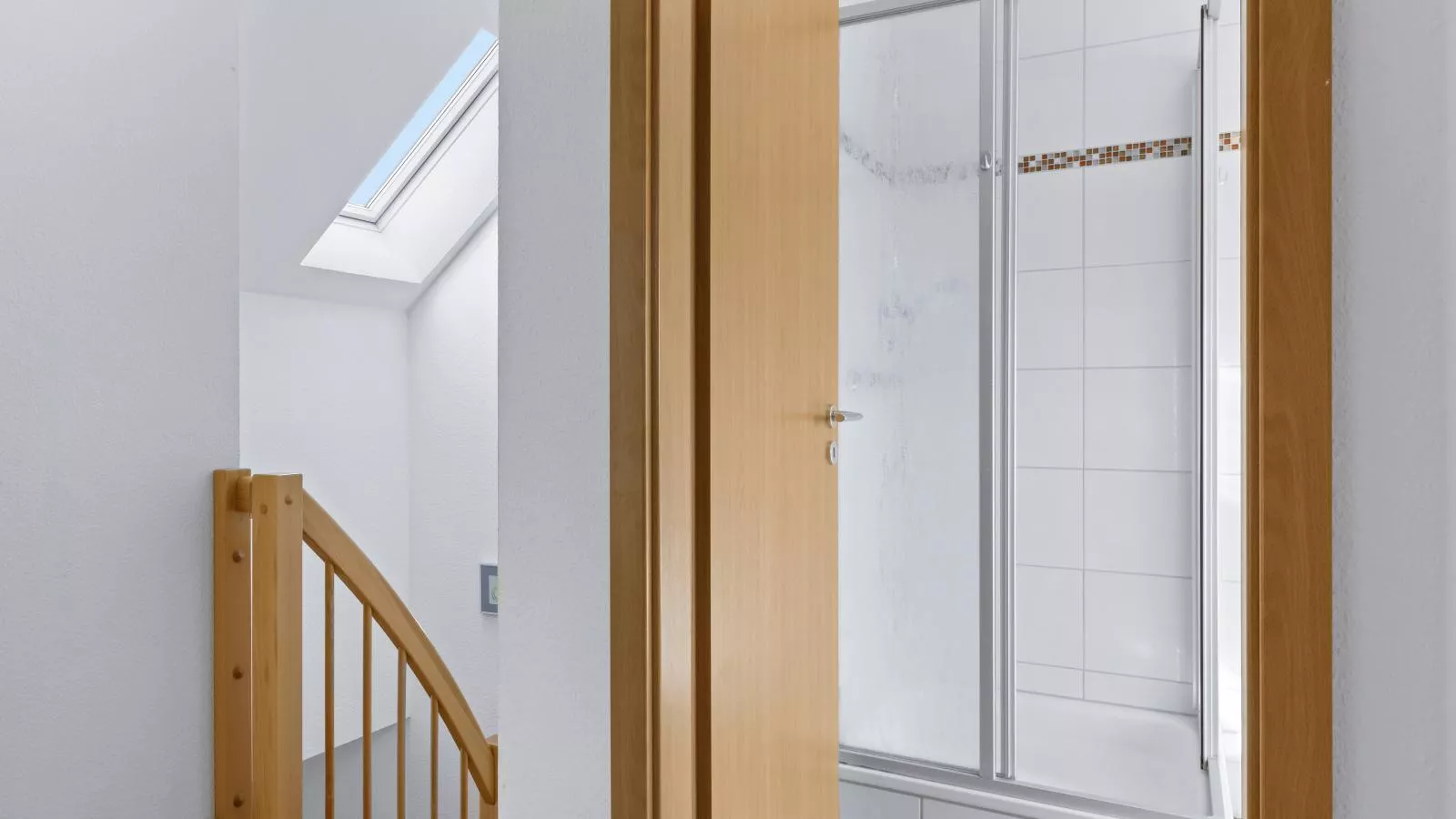 Windflüchter rechts-Overloop