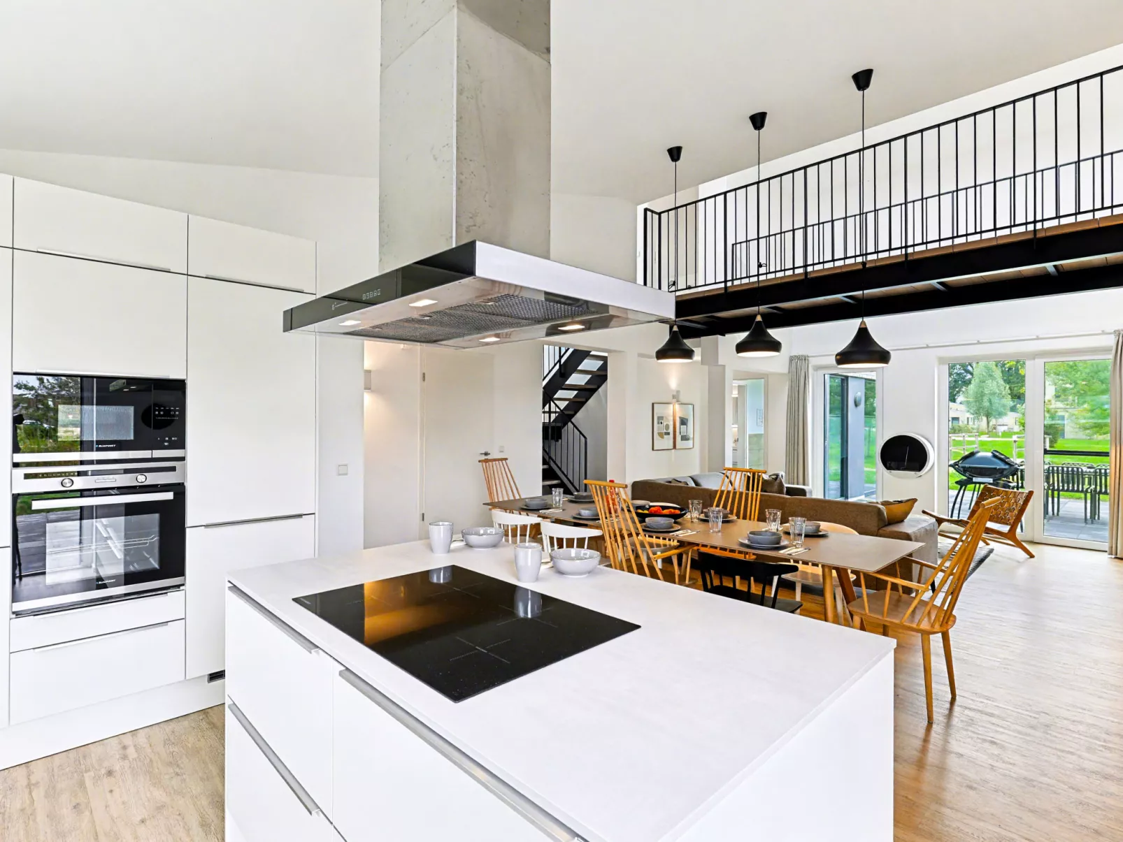 Seeufer Lodge-Binnen