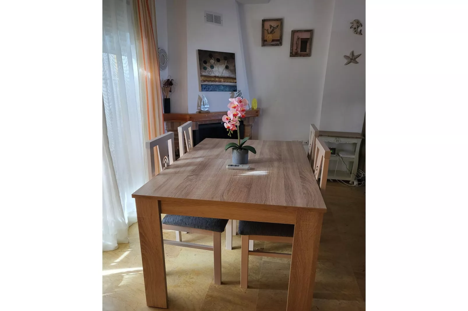 CT 345 AL - Faro's Cala Marques Townhouse-Eetkamer