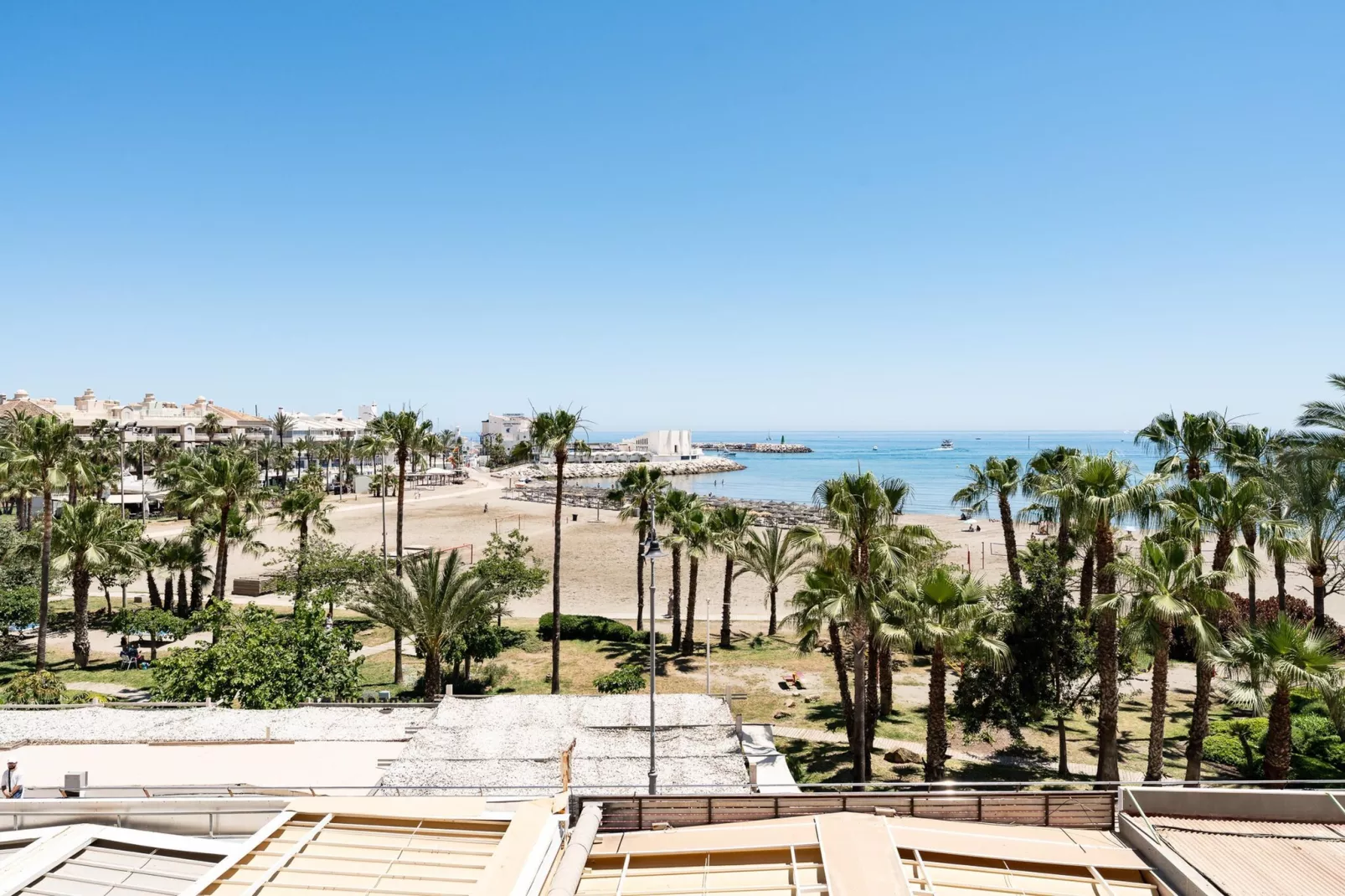 CT 388 - Faro's Carihulela Apartement - Olé Playa - Benalmadena-Uitzicht zomer