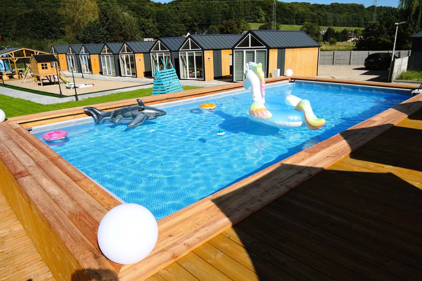 Turkusowa osada Wapnica-Zwembad