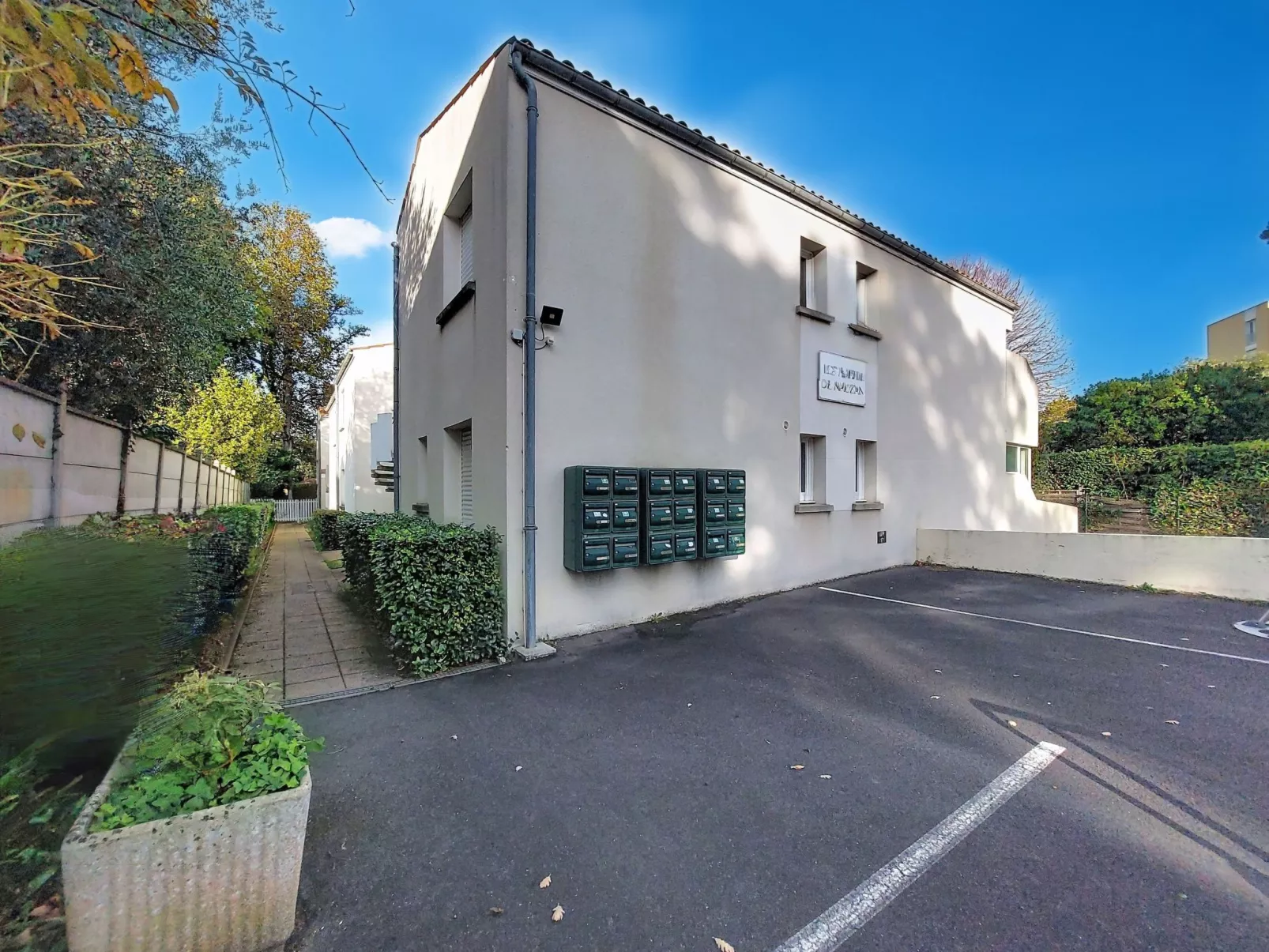 Les Hauts de Nauzan-Buiten