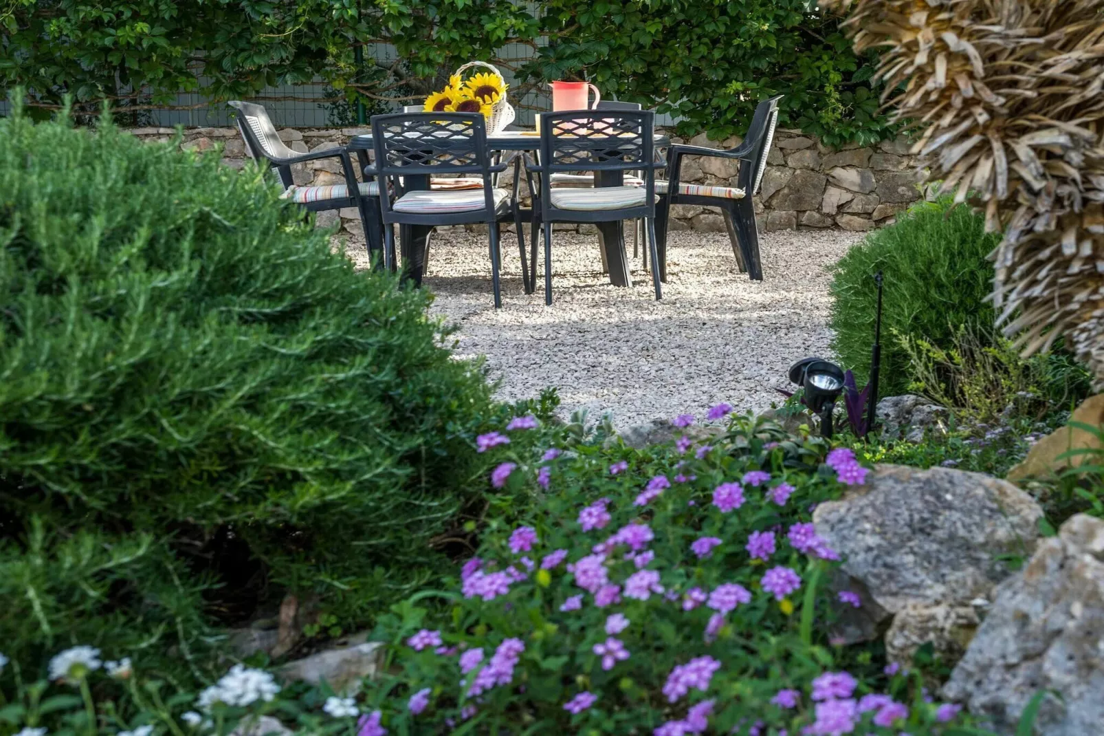 Beach apartment Jadrija-Terrasbalkon