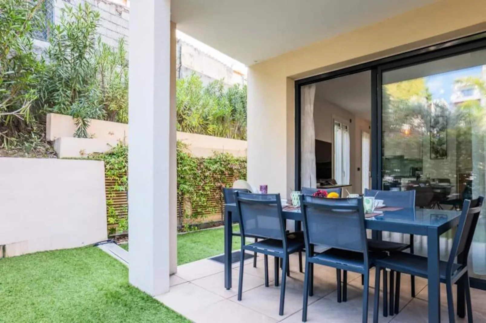 Résidence Rez-de-jardin Palm Beach, Piscine, Plages à Pied-Niet-getagd