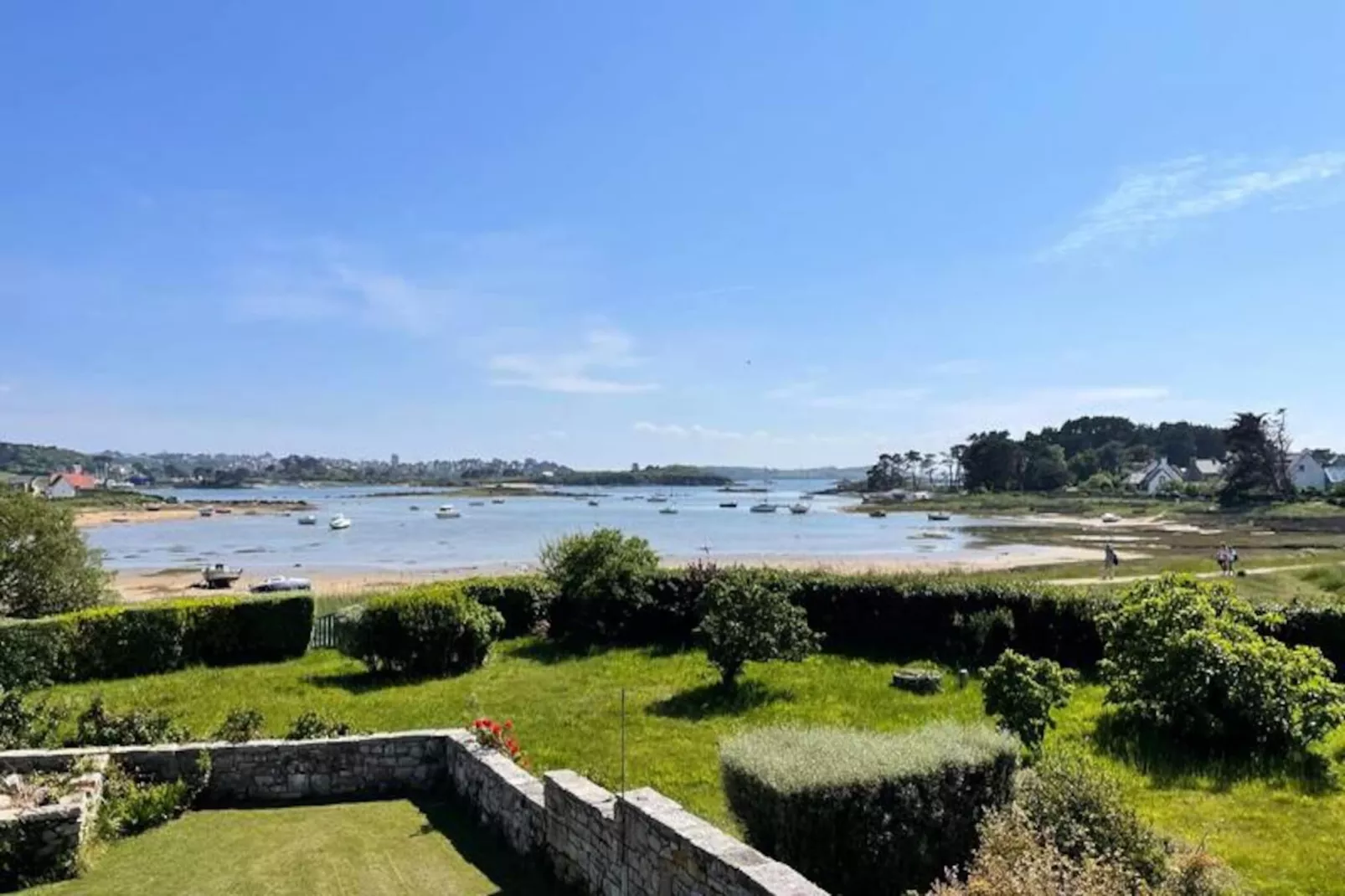 Résidence L27-ile Grande-Niet-getagd