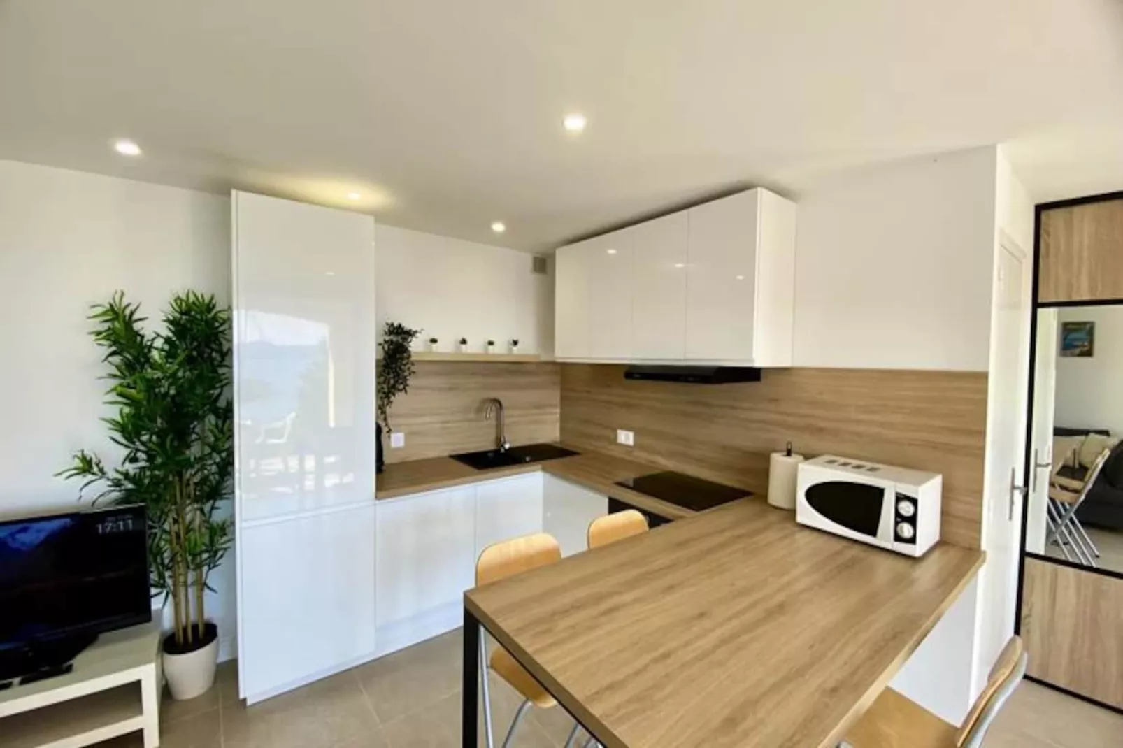 Résidence T2 Lumineux Avec Terrasse Et Vue Mer &ndash; Le Lavandou, Aiguebelle-Niet-getagd