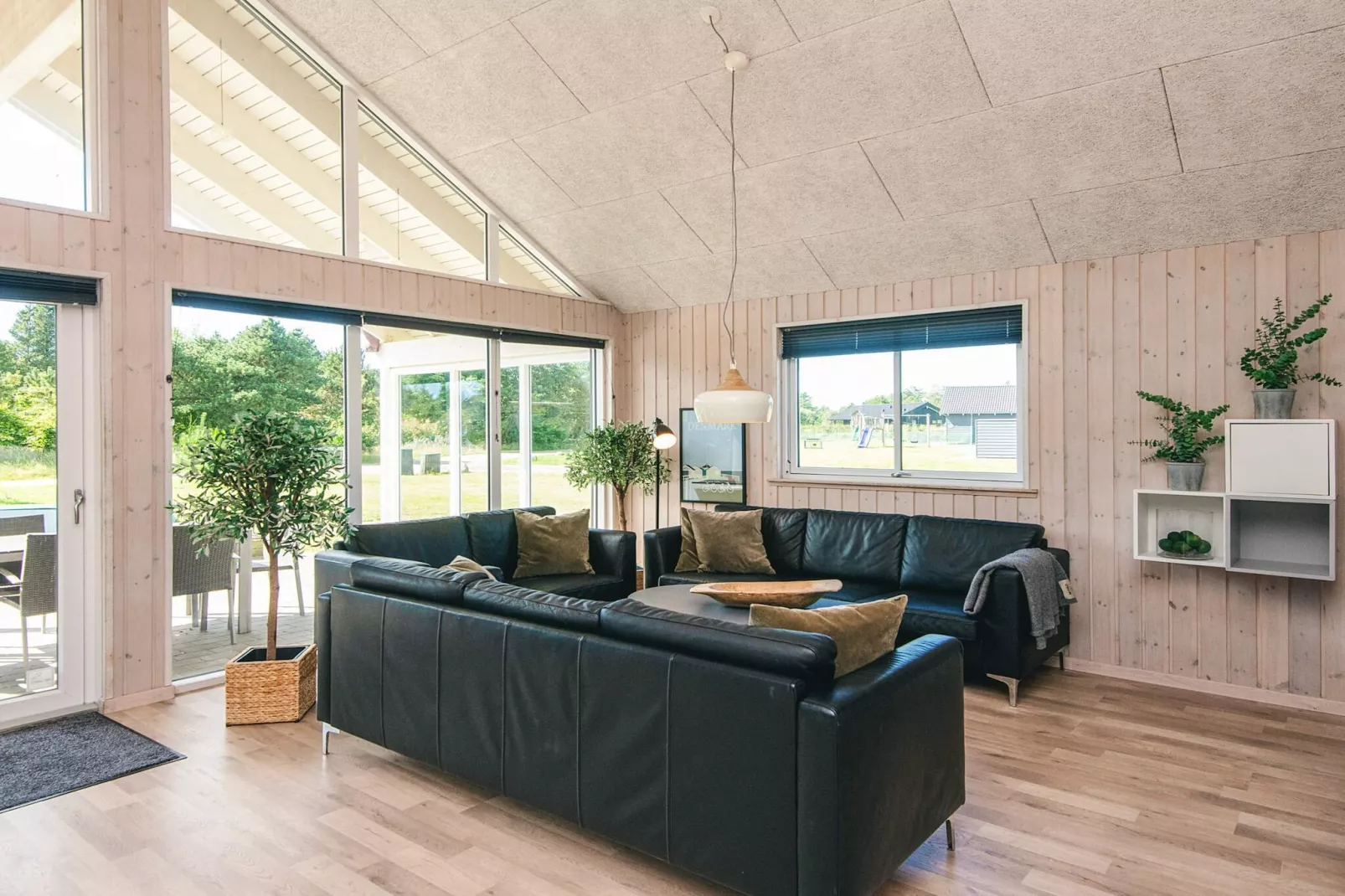 Luxe zwembad retraite in Blavand -- By Traum Ferienwohnungen