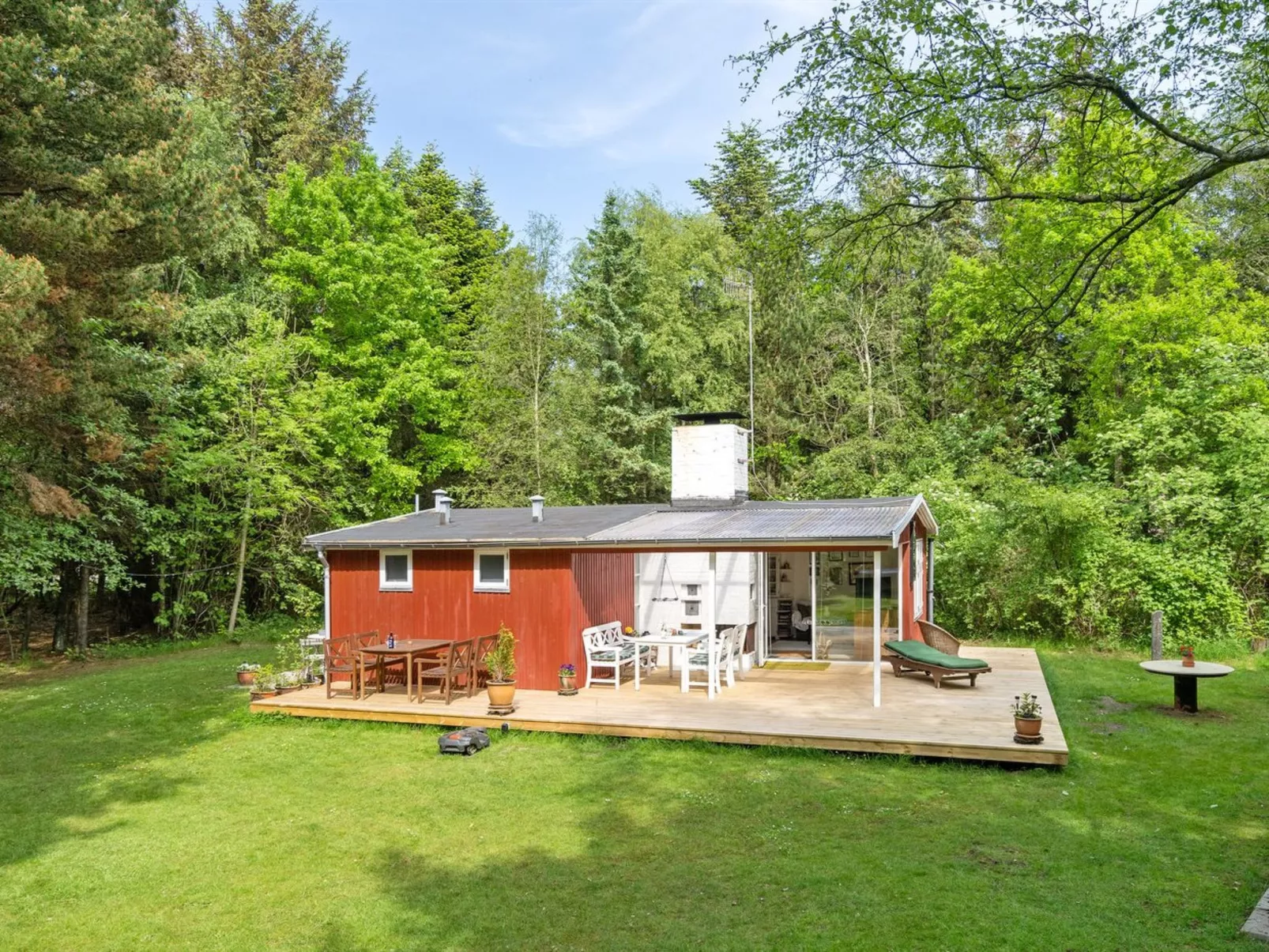 "Deik" - 2km to the fjord-Buiten